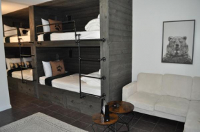 Forge Chalet for 8 - Bunks and Hot Tub by Smokies